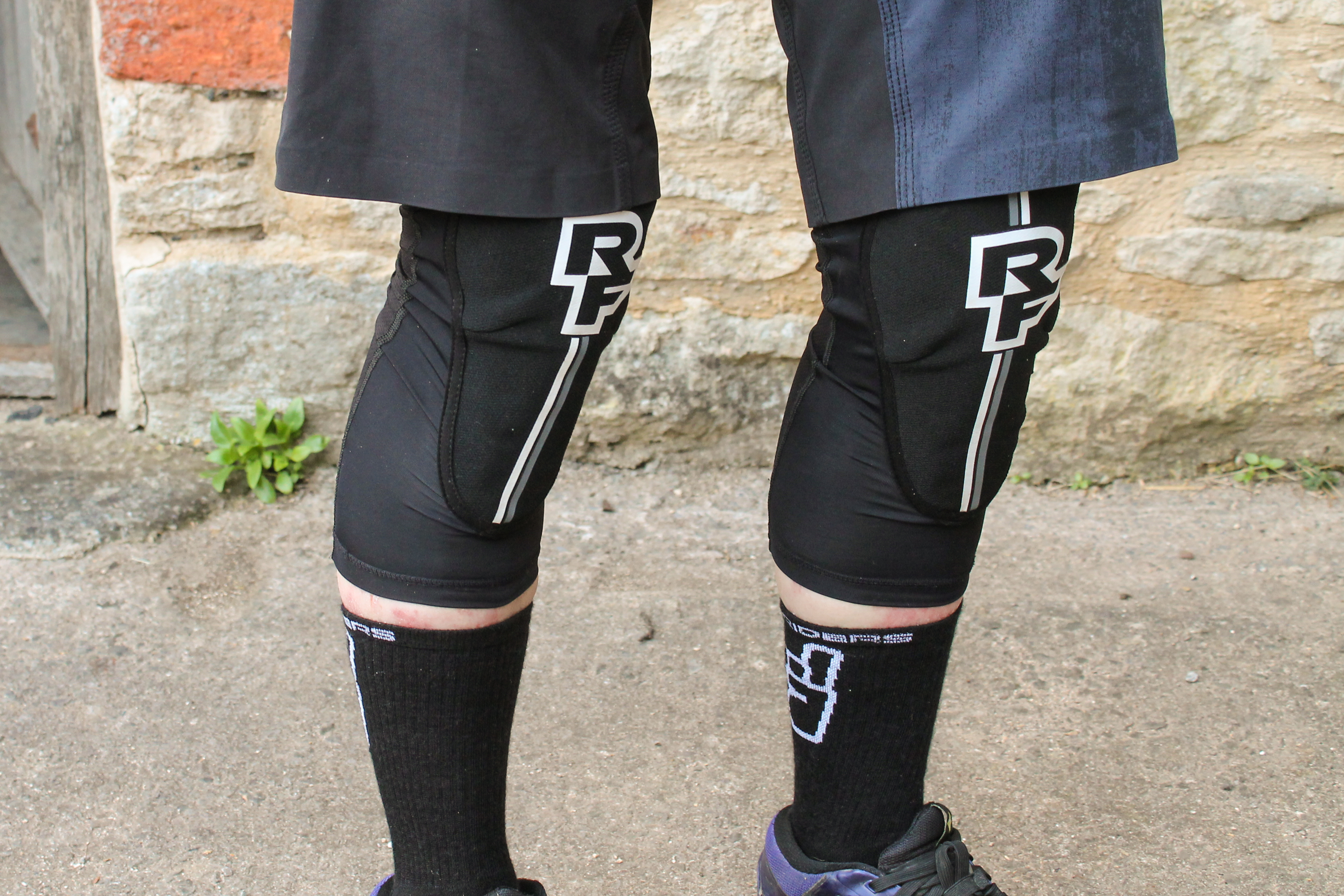 Race Face Indy D30 Knee Guards - Cycling News | off-road.cc
